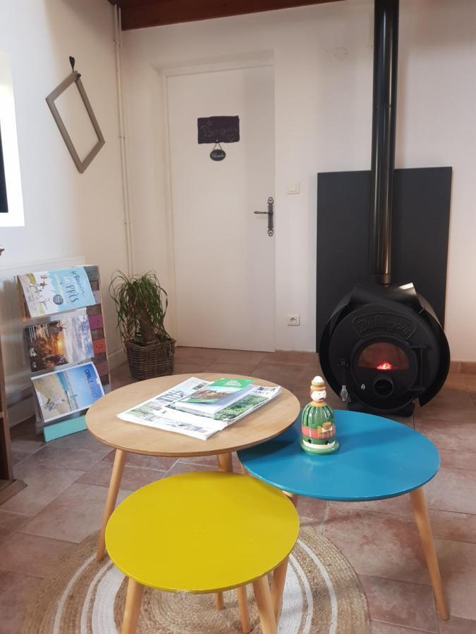 Le Gite "Des Voyageurs" Wormhout Esterno foto